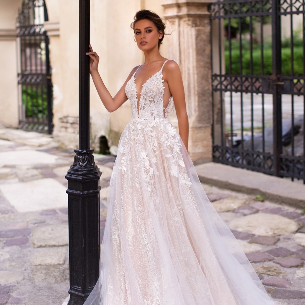 Wedding dress / bridal dress - Liberica by Pollardi